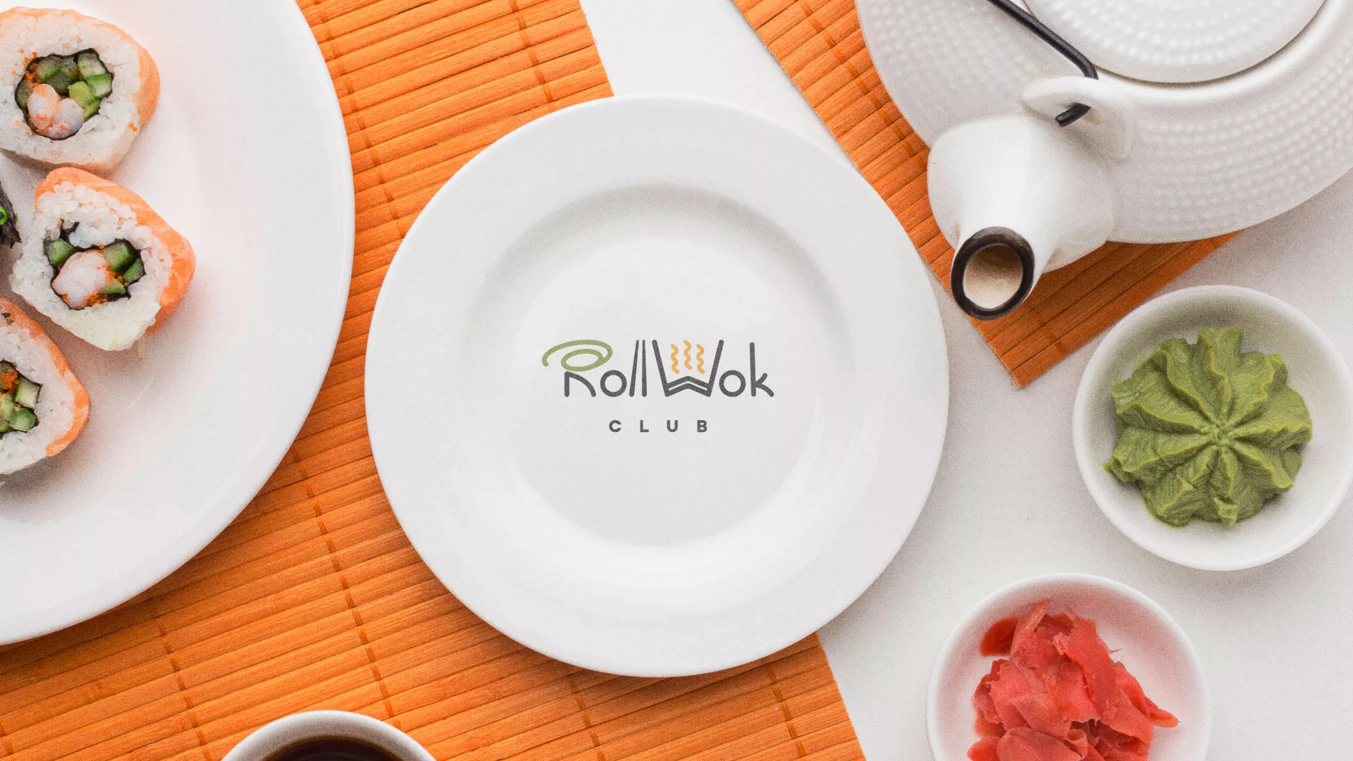 Разработка логотипа и фирменного стиля суши-бара «Roll Wok Club» в Кинели